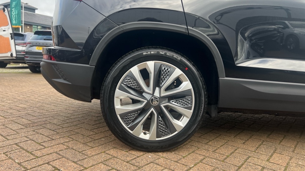 Used Skoda Karoq 2024 for sale - 76869729: Photo 5