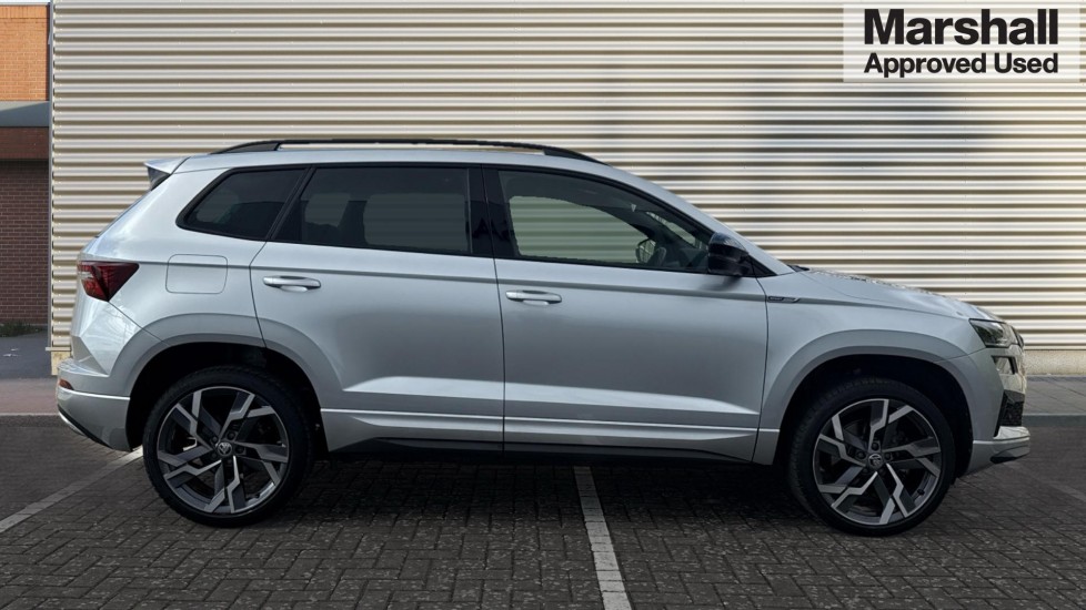 Used Skoda Karoq 2024 for sale - 76869259: Photo 2