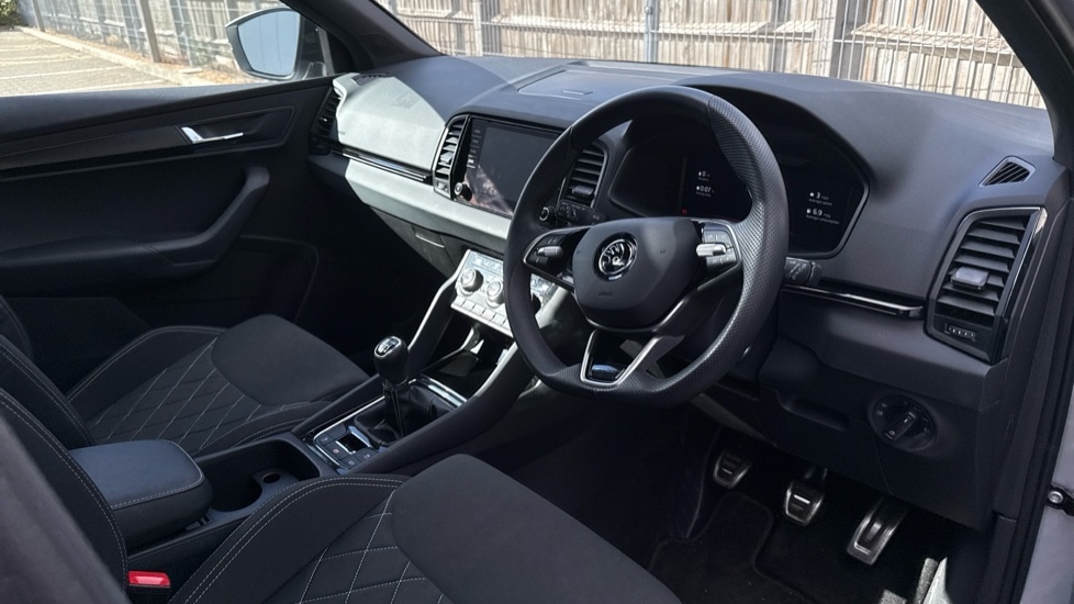 Used Skoda Karoq 2024 for sale - 76869259: Photo 9