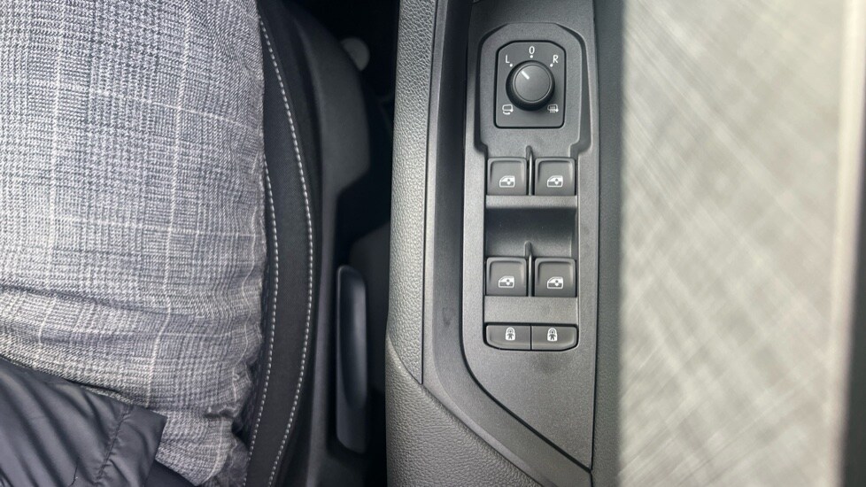 Used Skoda Karoq 2025 for sale - 76580141: Photo 36