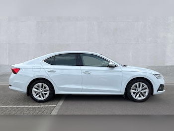 Used Skoda Octavia 2024 for sale - 76176307: Photo