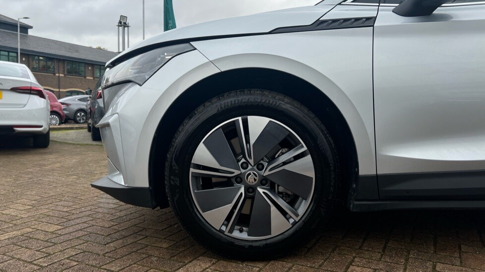 Used Skoda Enyaq 2025 for sale - 76869989: Photo 19