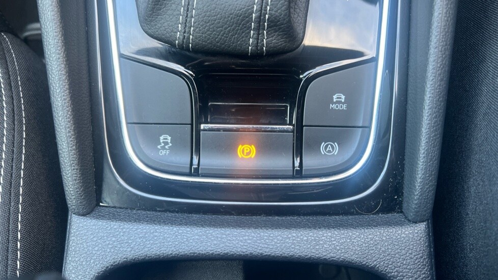 Used Skoda Karoq 2024 for sale - 76872264: Photo 37