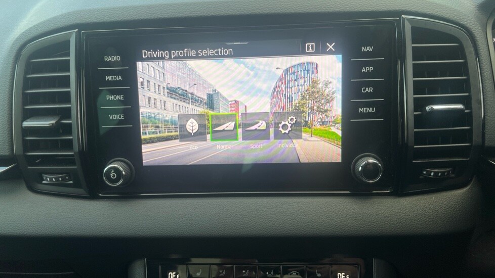 Used Skoda Karoq 2024 for sale - 76872264: Photo 38