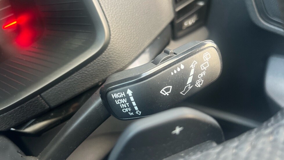 Used Skoda Karoq 2024 for sale - 76872264: Photo 42