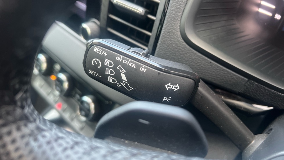 Used Skoda Karoq 2024 for sale - 76872264: Photo 43