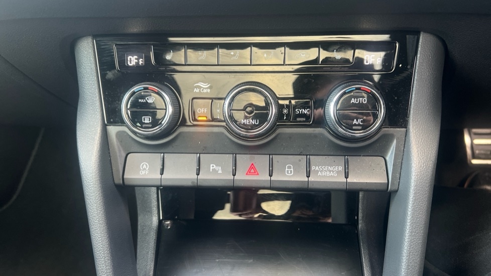 Used Skoda Karoq 2024 for sale - 76872264: Photo 44