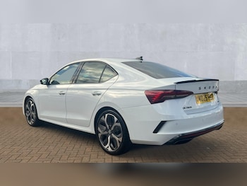 Used Skoda Octavia 2025 for sale - 76869990: Photo