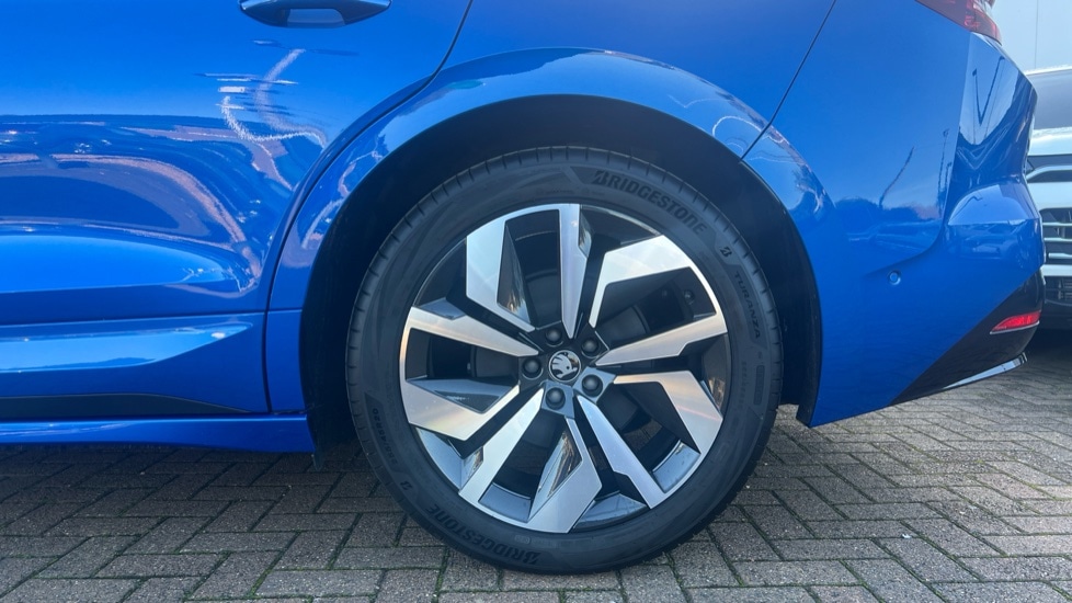 Used Skoda Enyaq 2025 for sale - 76870482: Photo 18