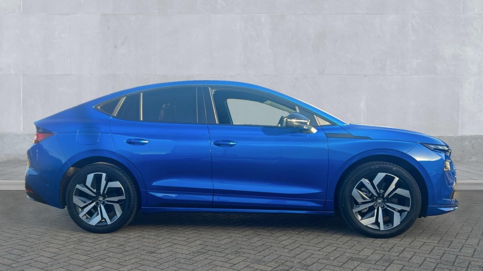 Used Skoda Enyaq 2025 for sale - 76870482: Photo 4