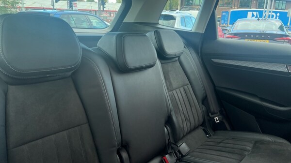 Used Skoda Karoq 2022 for sale - 76316922: Photo 15