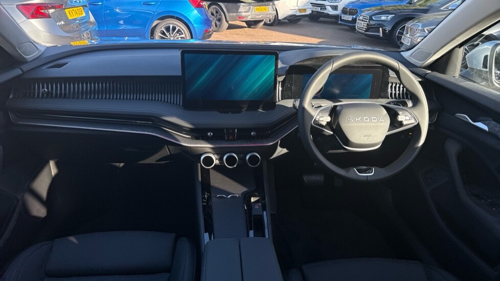 Used Skoda Superb 2025 for sale - 76229402: Photo 12