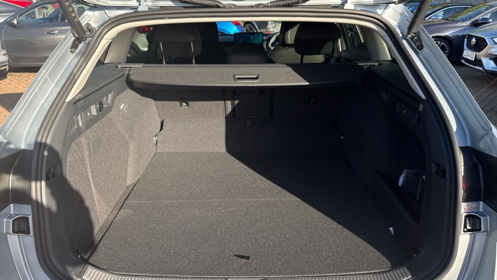 Used Skoda Superb 2025 for sale - 76229402: Photo 16