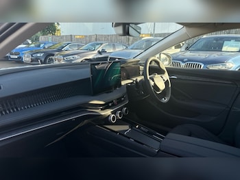 Used Skoda Superb 2025 for sale - 76229402: Photo 2