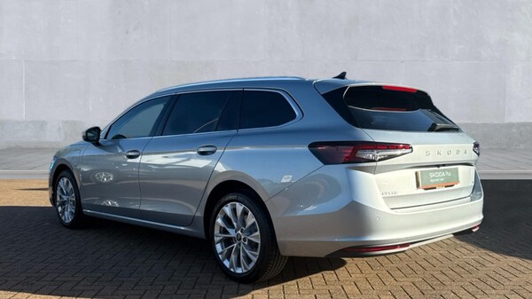 Used Skoda Superb 2025 for sale - 76229402: Photo 3