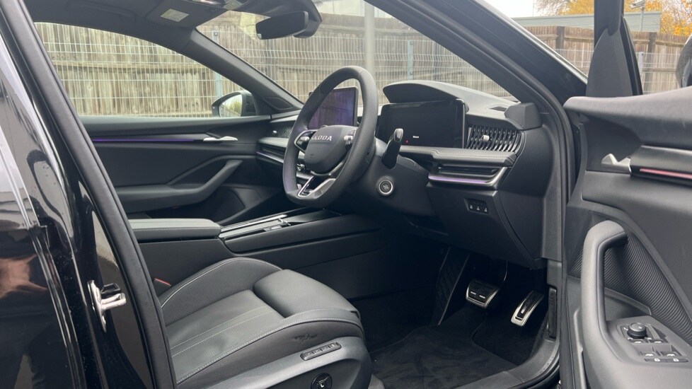 Used Skoda Superb 2025 for sale - 76873473: Photo 26