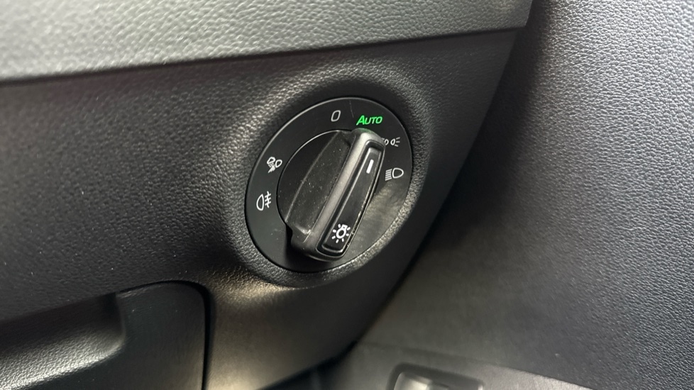 Used Skoda Karoq 2024 for sale - 76180231: Photo 36