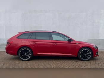 Used Skoda Superb 2019 for sale - 76312395: Photo