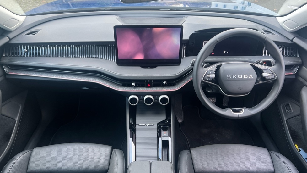 Used Skoda Superb 2025 for sale - 76872163: Photo 12