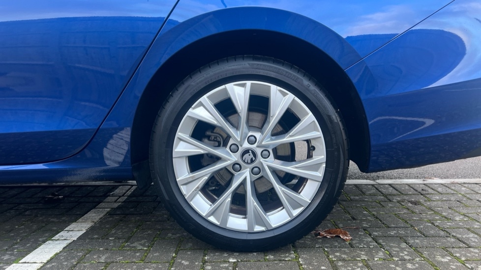 Used Skoda Superb 2025 for sale - 76872163: Photo 18