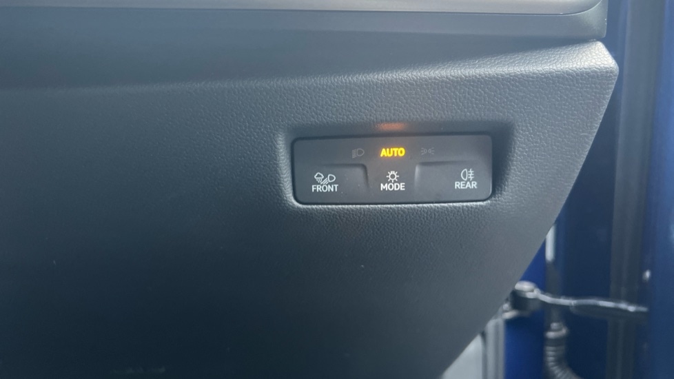 Used Skoda Superb 2025 for sale - 76872163: Photo 33