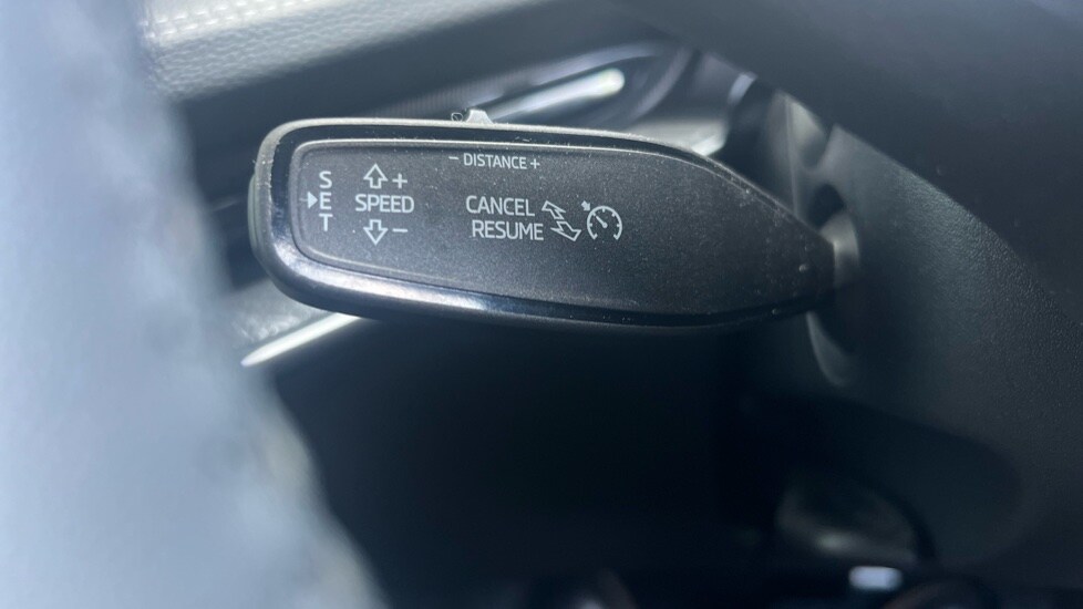 Used Skoda Superb 2025 for sale - 76872163: Photo 41