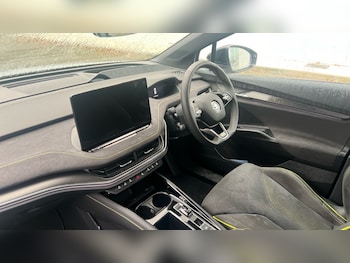 Used Skoda Enyaq 2025 for sale - 76428302: Photo