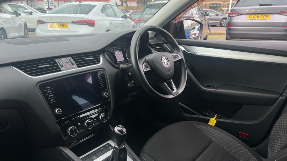 Used Skoda Octavia 2019 for sale - 76487381: Photo 2