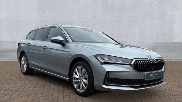 Used Skoda Superb 2025 for sale - 76015169: Photo 1