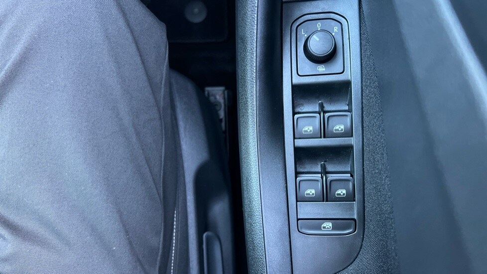 Used Skoda Kamiq 2025 for sale - 76872968: Photo 32