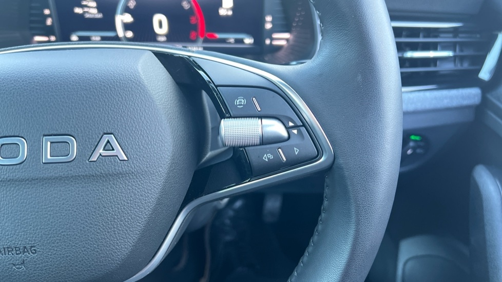 Used Skoda Kamiq 2025 for sale - 76872968: Photo 33