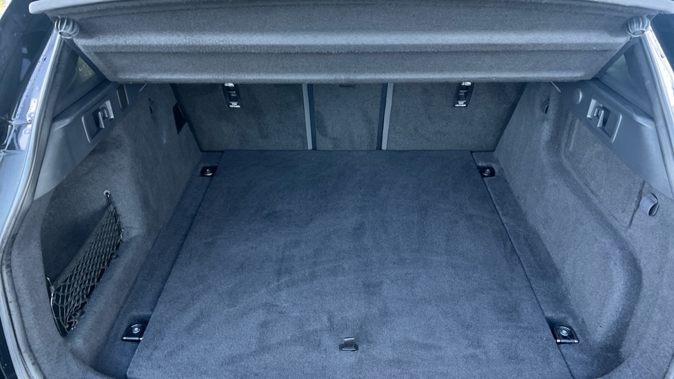 Used Jaguar F-Pace 2023 for sale - 76868674: Photo 15