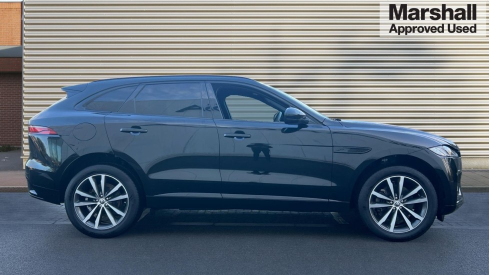 Used Jaguar F-Pace 2023 for sale - 76868674: Photo 2