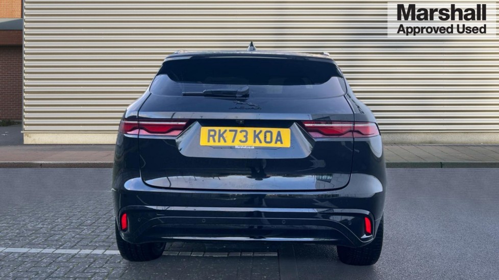 Used Jaguar F-Pace 2023 for sale - 76868674: Photo 4