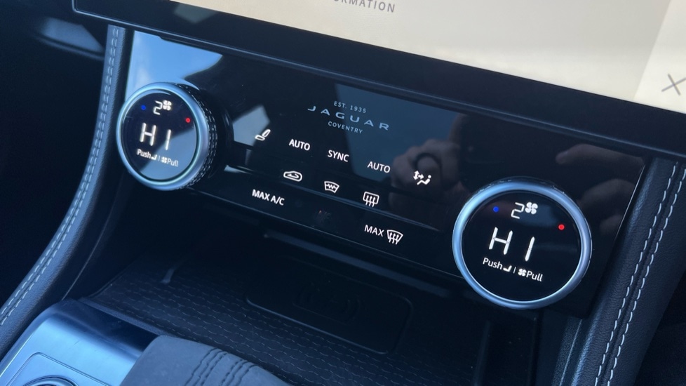 Used Jaguar F-Pace 2023 for sale - 76868674: Photo 49