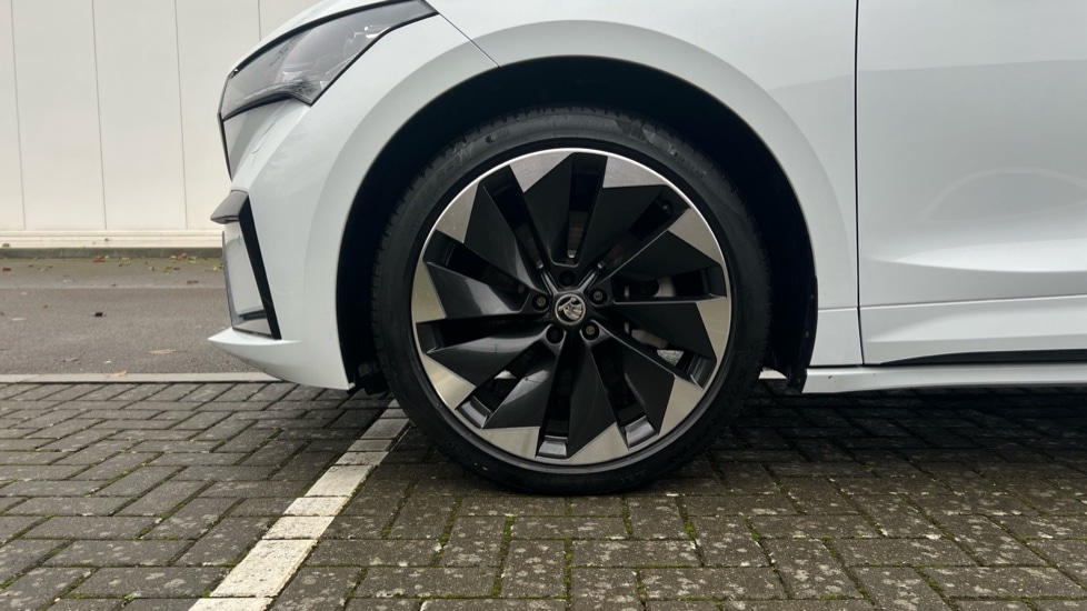 Used Skoda Enyaq 2025 for sale - 77013124: Photo 19