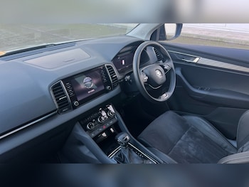 Used Skoda Karoq 2024 for sale - 76872421: Photo