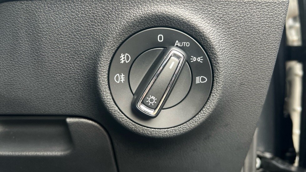 Used Skoda Karoq 2025 for sale - 76873834: Photo 42