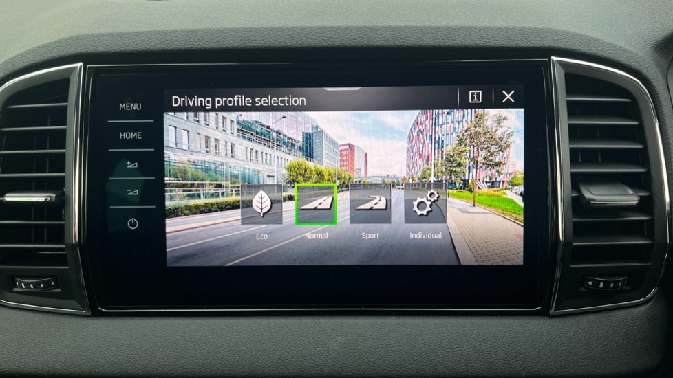 Used Skoda Karoq 2025 for sale - 76873834: Photo 46