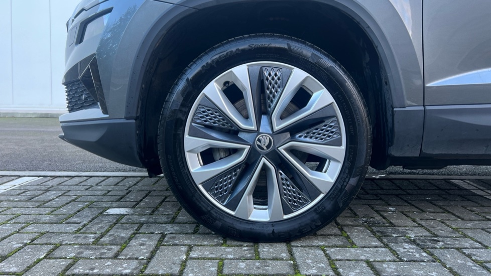 Used Skoda Karoq 2024 for sale - 76872431: Photo 19