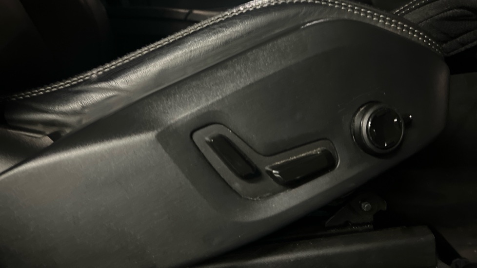 Used Volvo XC90 2019 for sale - 76552337: Photo 30