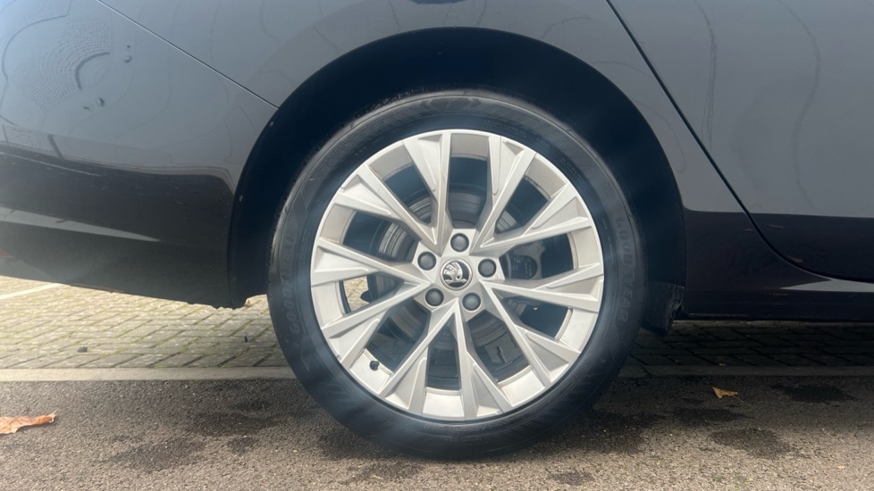 Used Skoda Superb 2024 for sale - 76966571: Photo 5