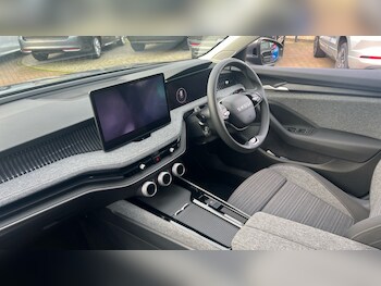 Used Skoda Superb 2025 for sale - 76384549: Photo