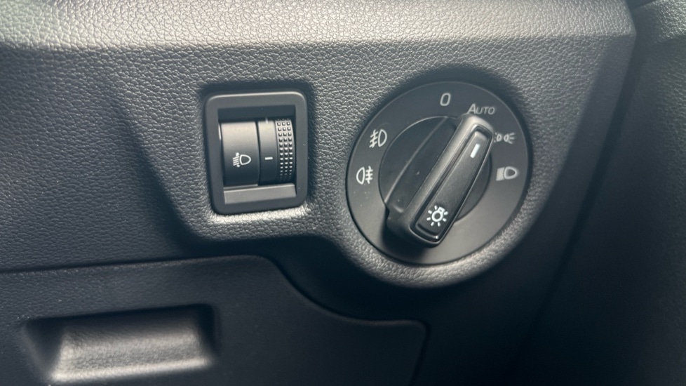 Used Skoda Kamiq 2025 for sale - 76874092: Photo 42