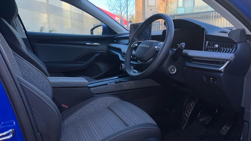 Used Skoda Superb 2025 for sale - 76872810: Photo 26