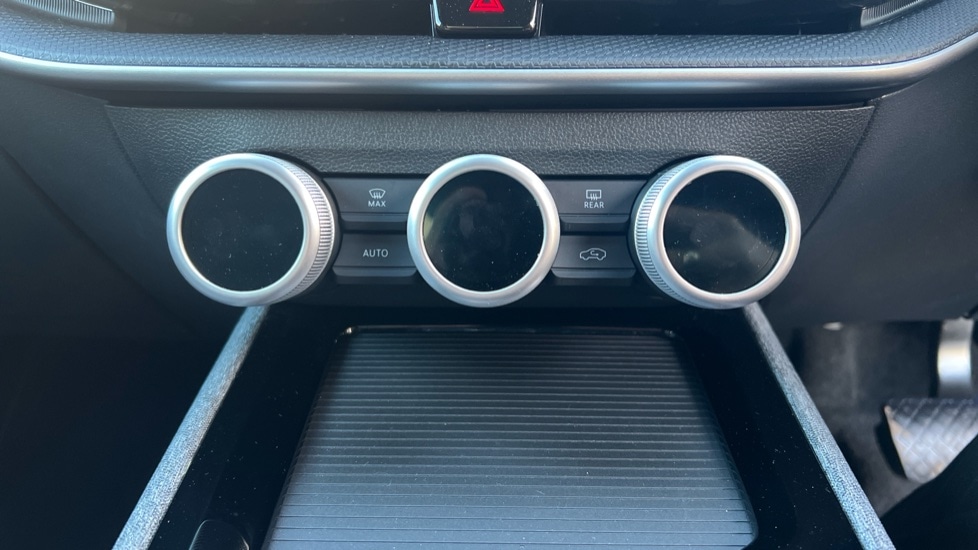 Used Skoda Superb 2025 for sale - 76872810: Photo 38