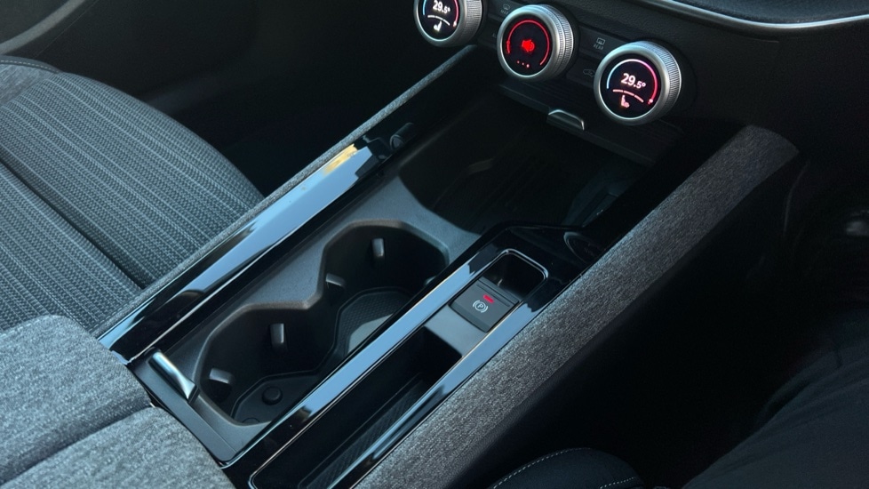 Used Skoda Superb 2025 for sale - 76872810: Photo 41