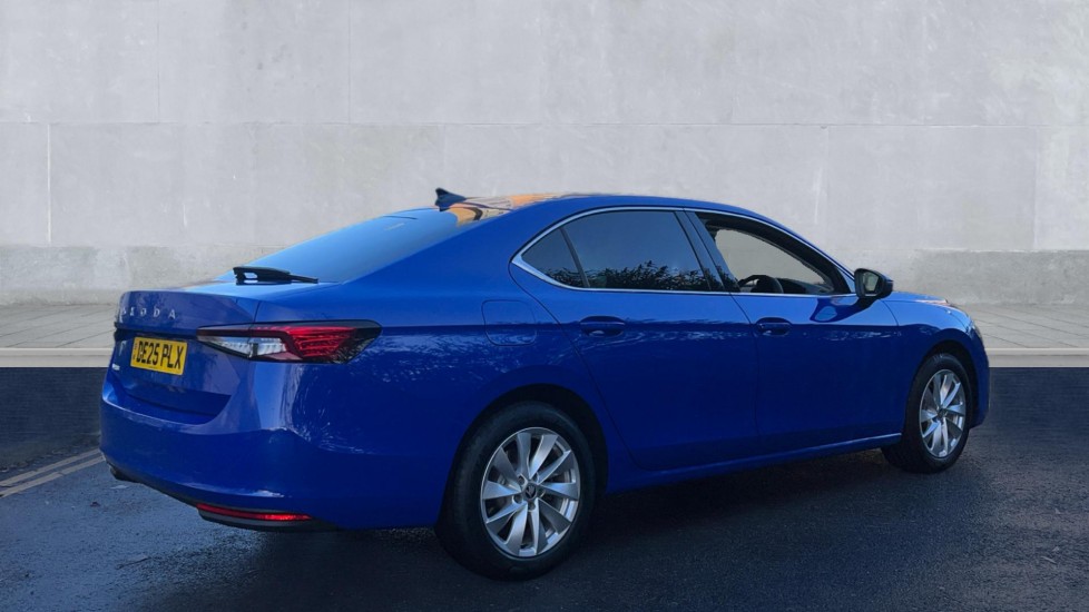 Used Skoda Superb 2025 for sale - 76872810: Photo 8