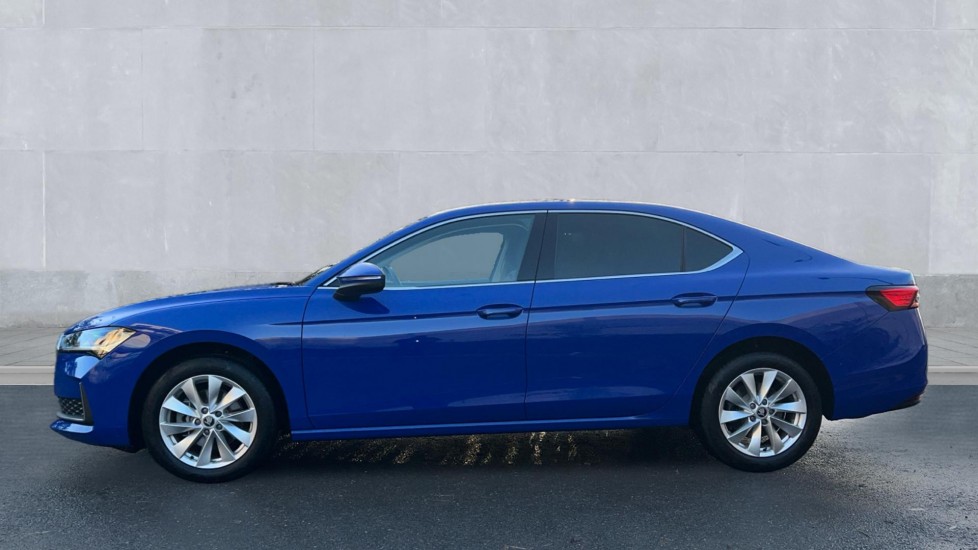 Used Skoda Superb 2025 for sale - 76872810: Photo 9