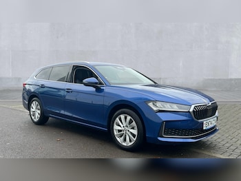 Used Skoda Superb 2025 for sale - 76999270: Photo